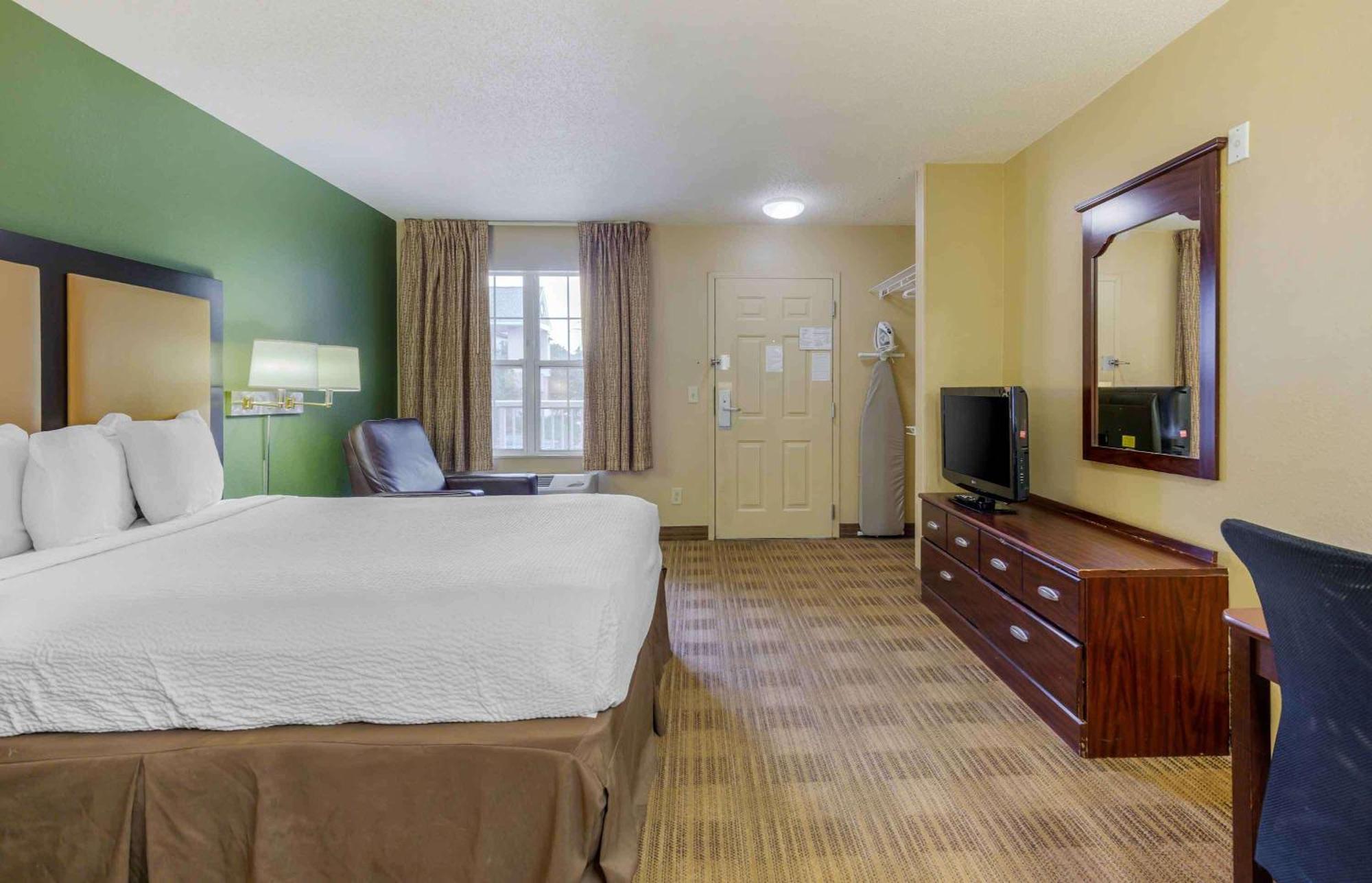 Extended Stay America Select Suites - Fayetteville - Owen Dr Exterior photo