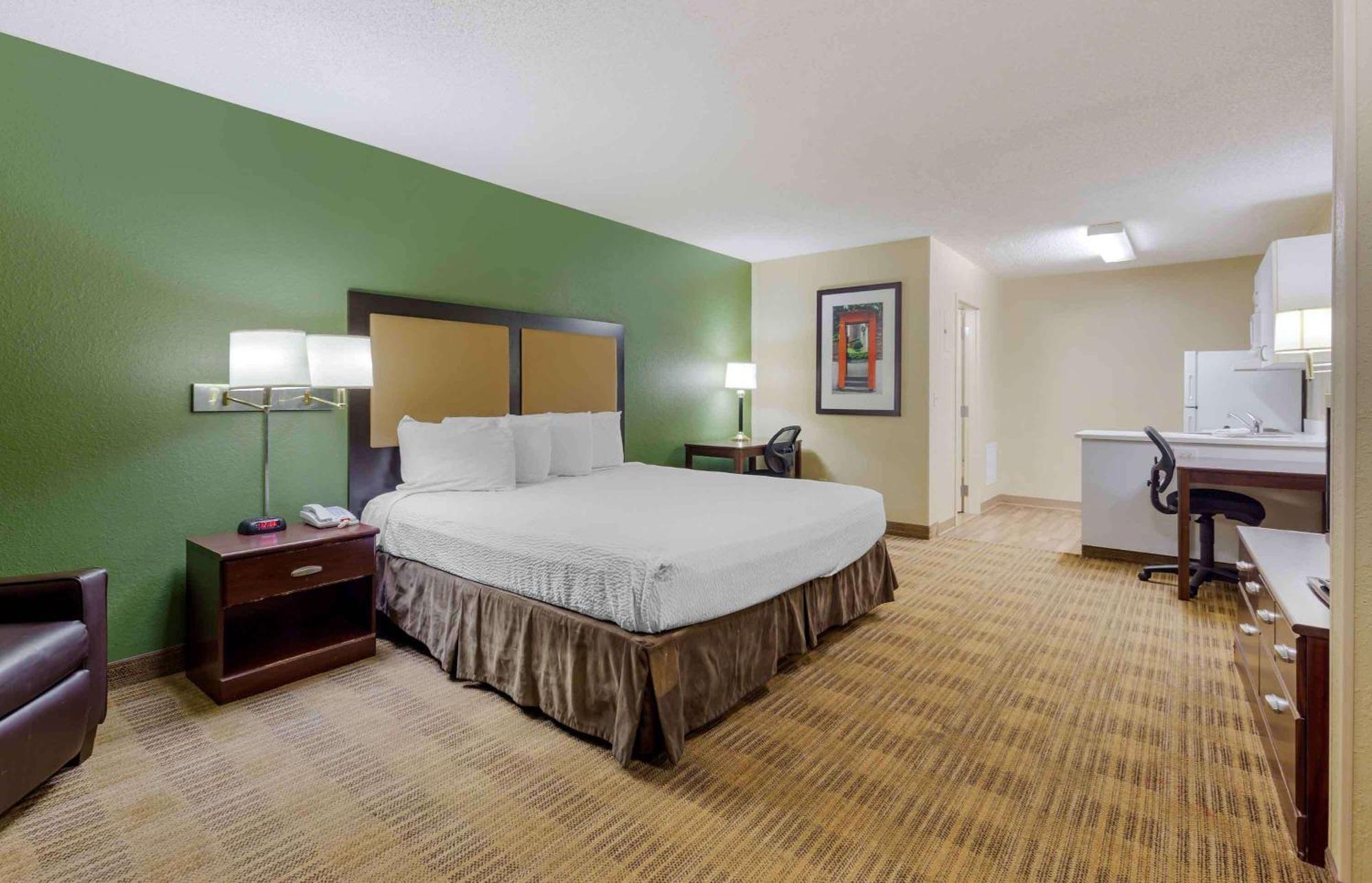 Extended Stay America Select Suites - Fayetteville - Owen Dr Exterior photo