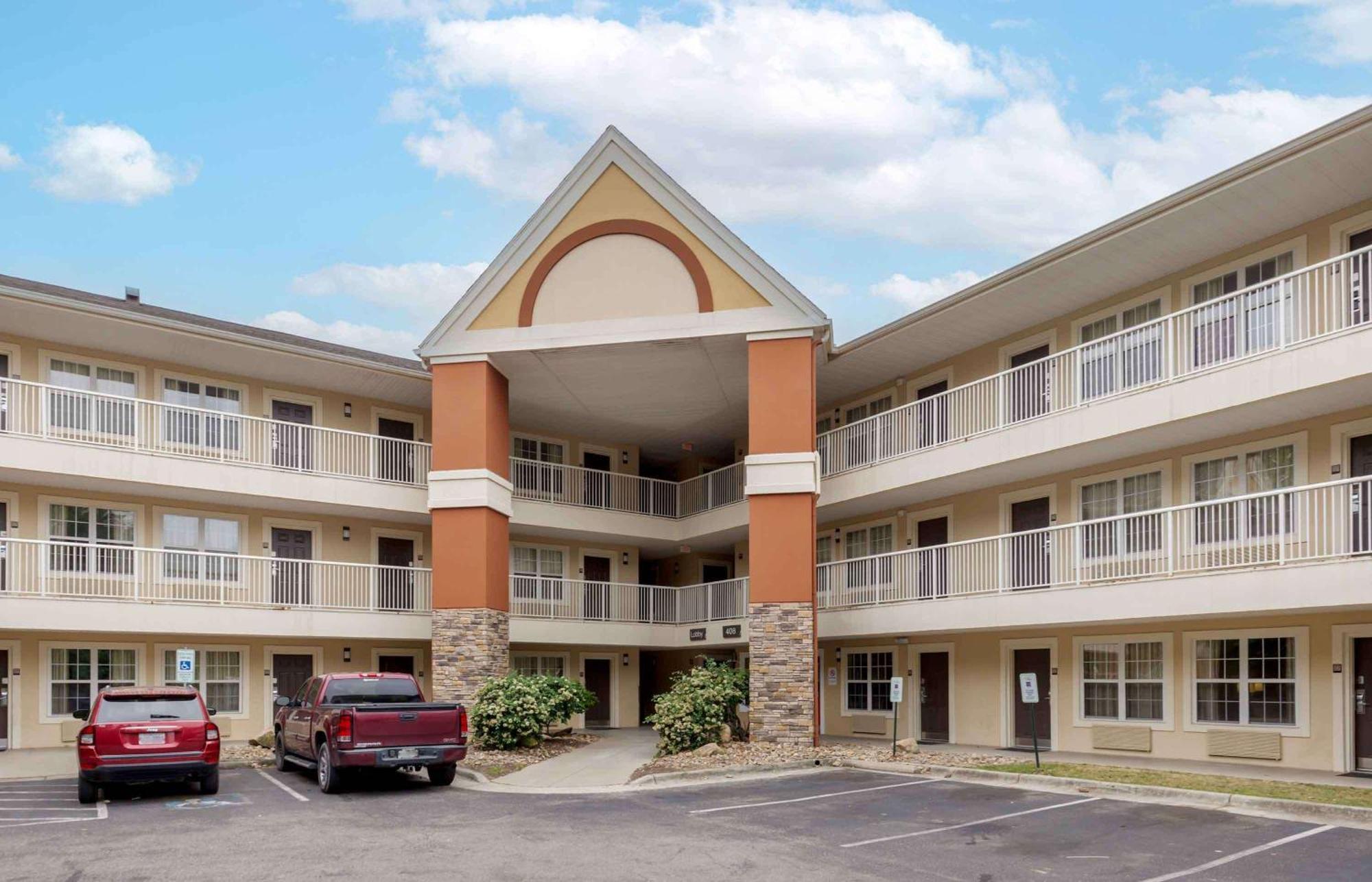 Extended Stay America Select Suites - Fayetteville - Owen Dr Exterior photo