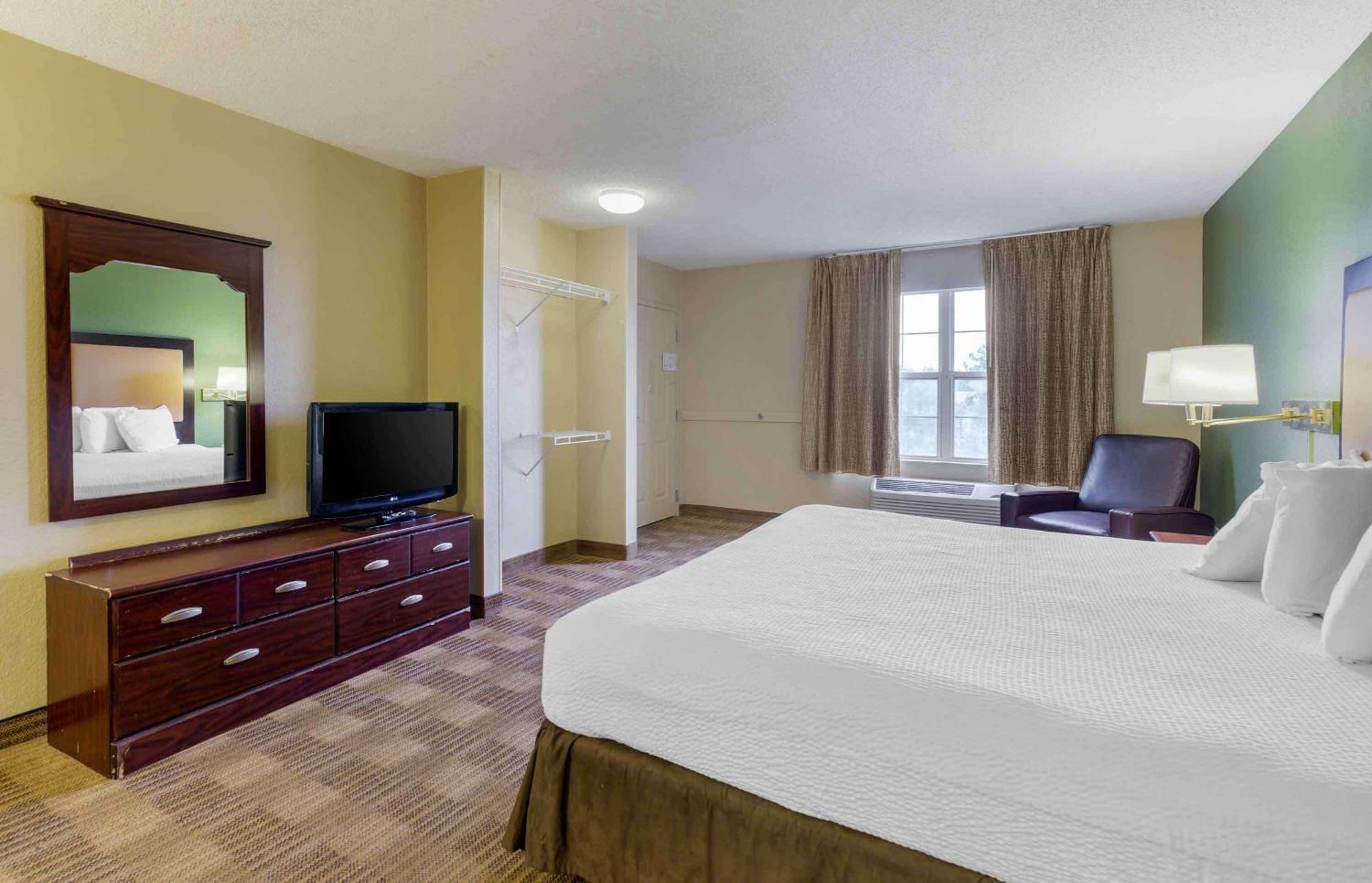 Extended Stay America Select Suites - Fayetteville - Owen Dr Exterior photo